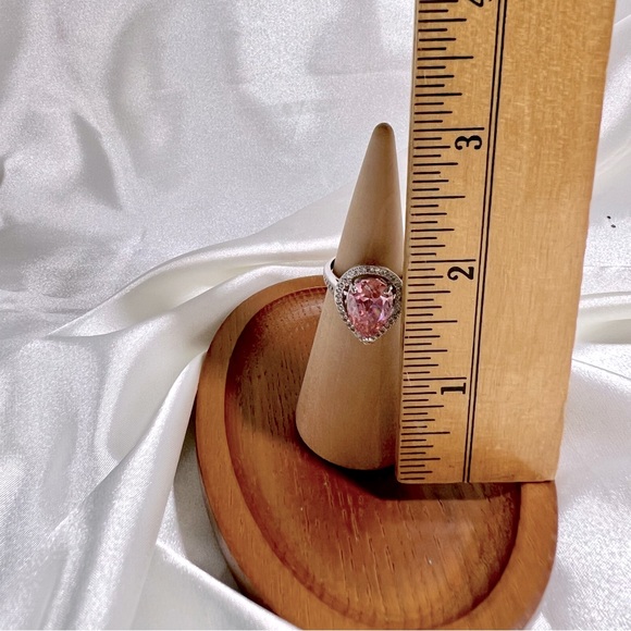 Pink Sparkly Ring - Picture 4 of 4